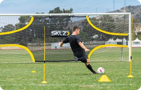 Factors to Think About When Choosing the Perfect Goalie Gloves